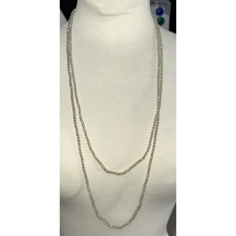 LOFT White Bead Necklace Gold Tone Small Beads  Clasp Good Condition